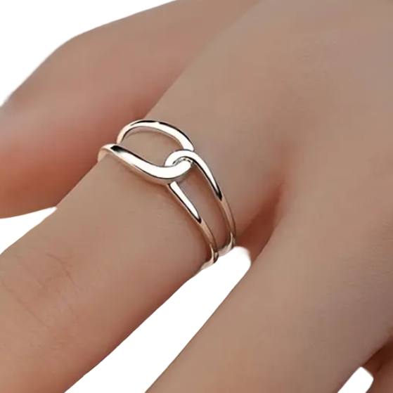 BeMore Elegance Series : 925 Silver Entanglement Ring