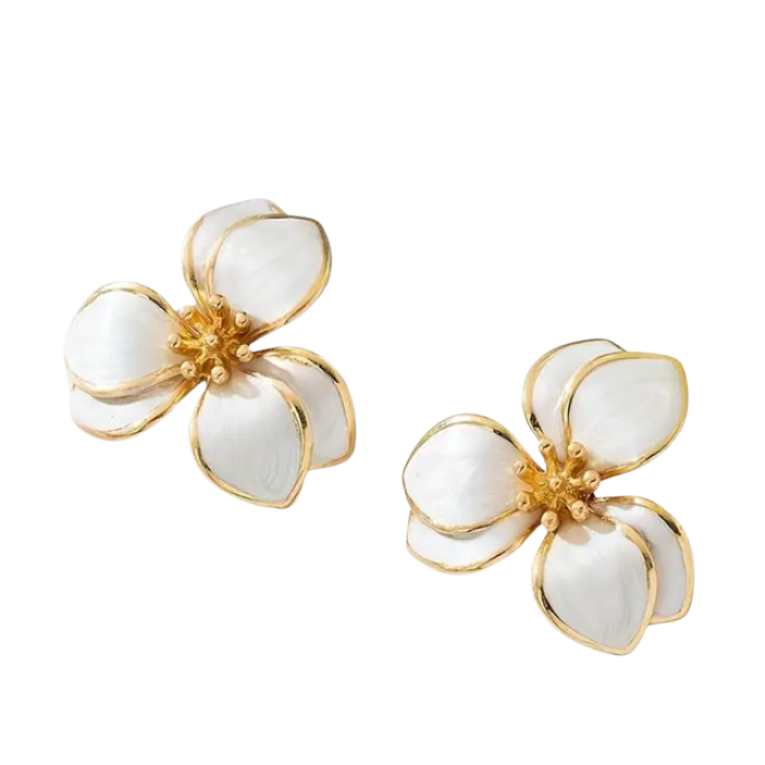 BeMore Nature Series : White lotus pearl earrings