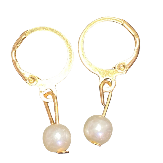 BeMore Budget Series  Pearl earrings style 1