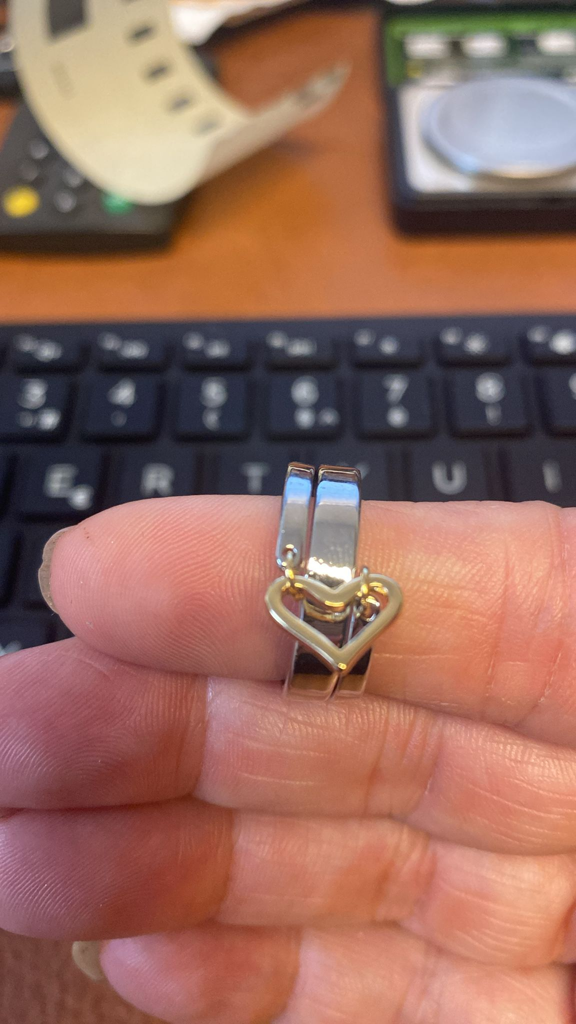 BeMore Heart Series: Double Band Dangling Heart Ring – Two Tone