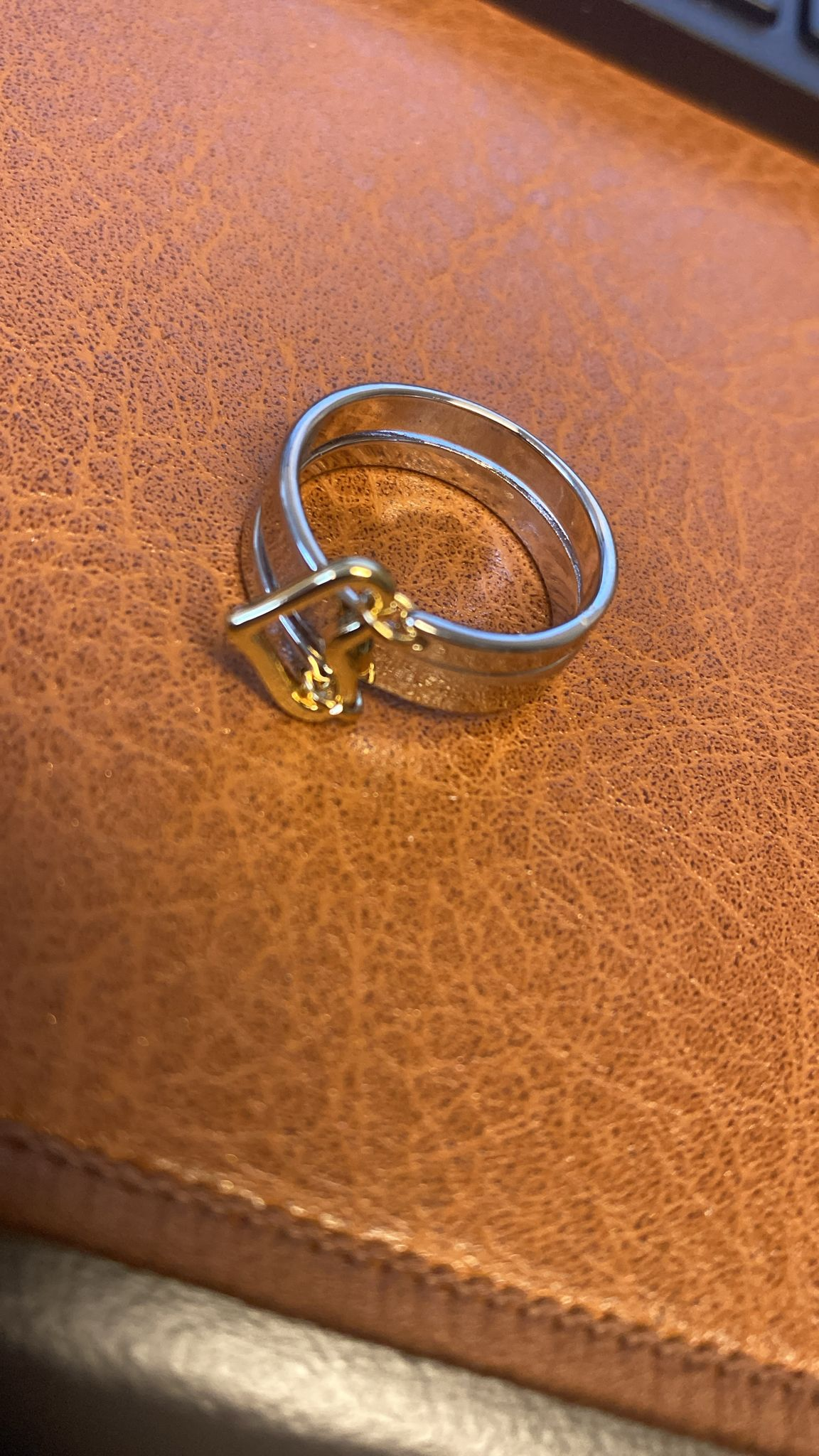 BeMore Heart Series: Double Band Dangling Heart Ring – Two Tone